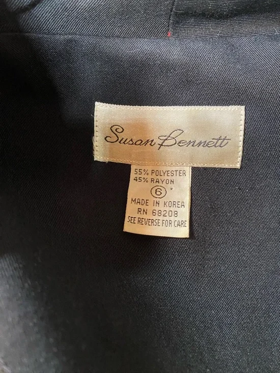 Susan Bennet vintage Black Sheath Dress with Multicolor Accent Buttons - Picture 3 of 3